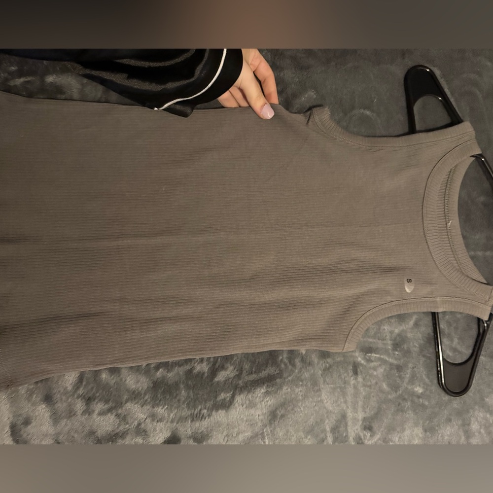 Maurice’s tank top